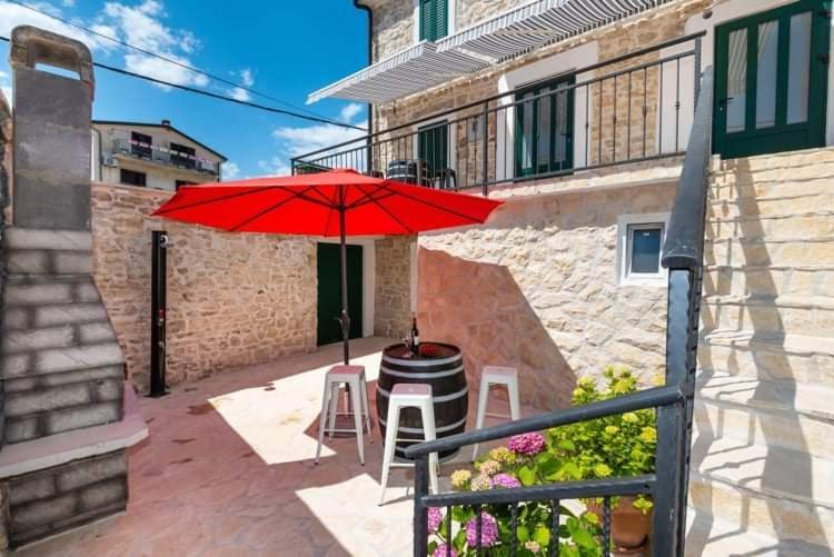 Appartement Kuca Za Odmor Megi à Posedarje Extérieur photo